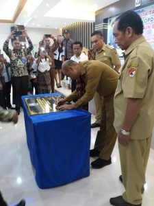 Kunker ke Maumere, Gubernur Resmikan Gedung KSP Pintu Air