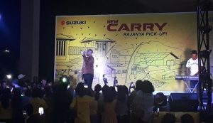 Doddie Latuharhary Hibur Pengunjung Lippo Plaza Kupang