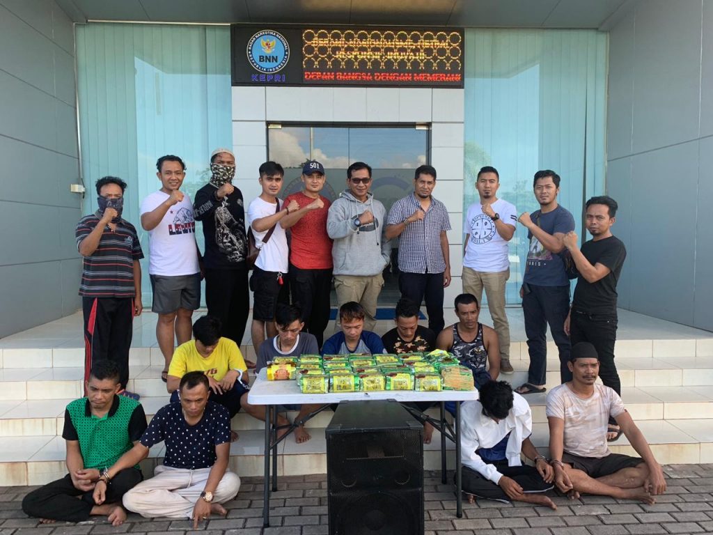 BNN Amankan 9 Orang Diduga Pengedar Bersama 25 Kg Sabu