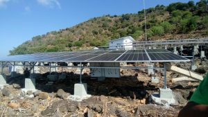 Kabupaten Alor Dapat Tiga Unit PLTS Terpusat