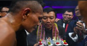 Tibo Monabesa Juara Dunia, Kado Ultah Terindah Menpora