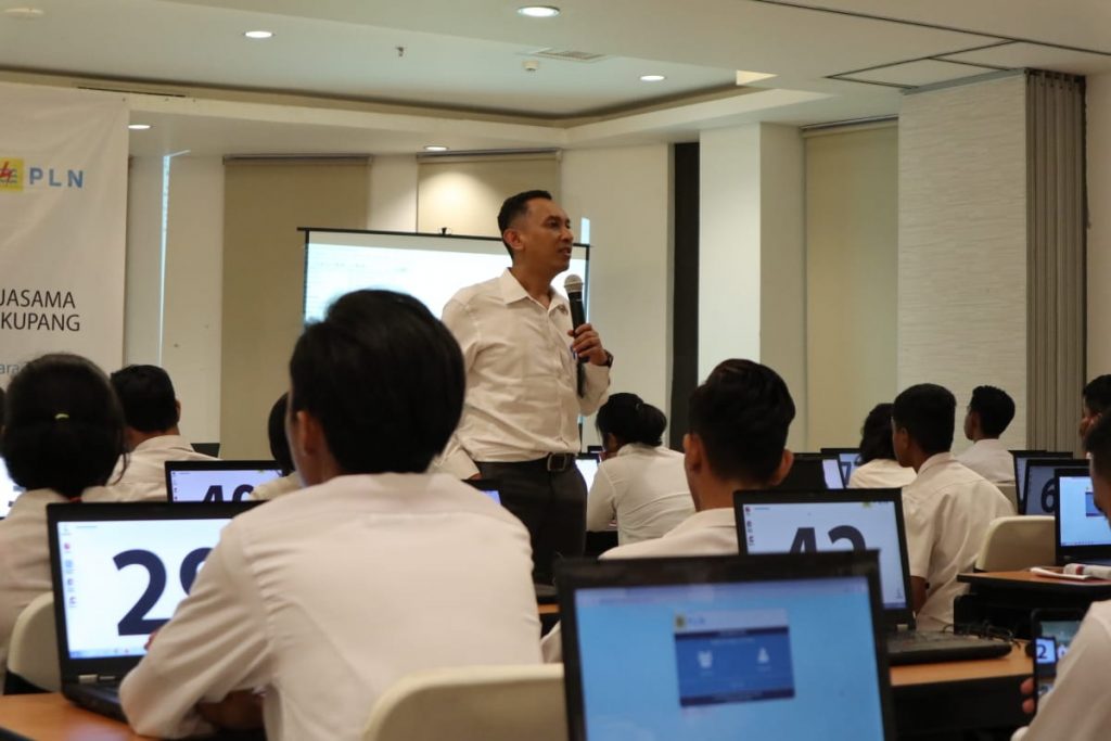 PLN Group Ajak Lulusan SLTA di NTT Ikut Rekrutmen PLN