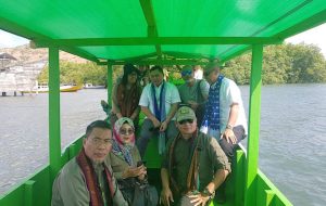 Enam Komodo Dilepasliarkan di Pulau Ontoloe