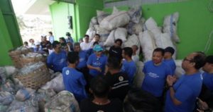 Atasi Sampah Plastik, Danone-Aqua Kembangkan Ekonomi Sirkular di Labuan Bajo