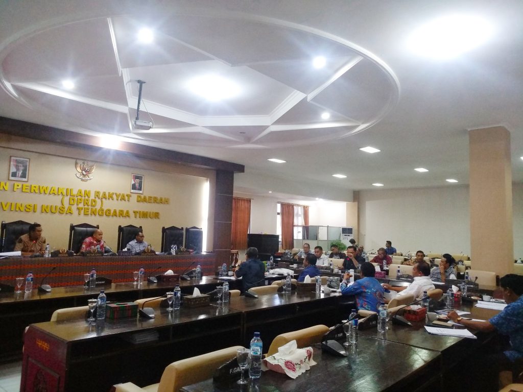 DPRD Soroti Anggaran Rp3,8 Miliar untuk Sarana Olahraga di Rujab Gubernur NTT