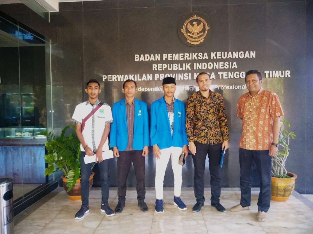 Kawal Kasus Mangkraknya Pembangunan GOR Oepoi, PMII NTT Temui BPK