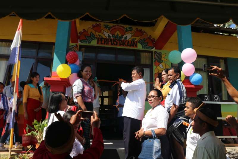 Bupati Sumba Barat Daya Resmikan Perpustakaan Ramah Anak
