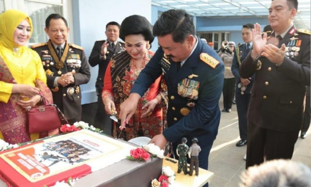 Jenderal Polisi Beri Kejutan kepada Panglima TNI dan 3 Kepala Staf TNI