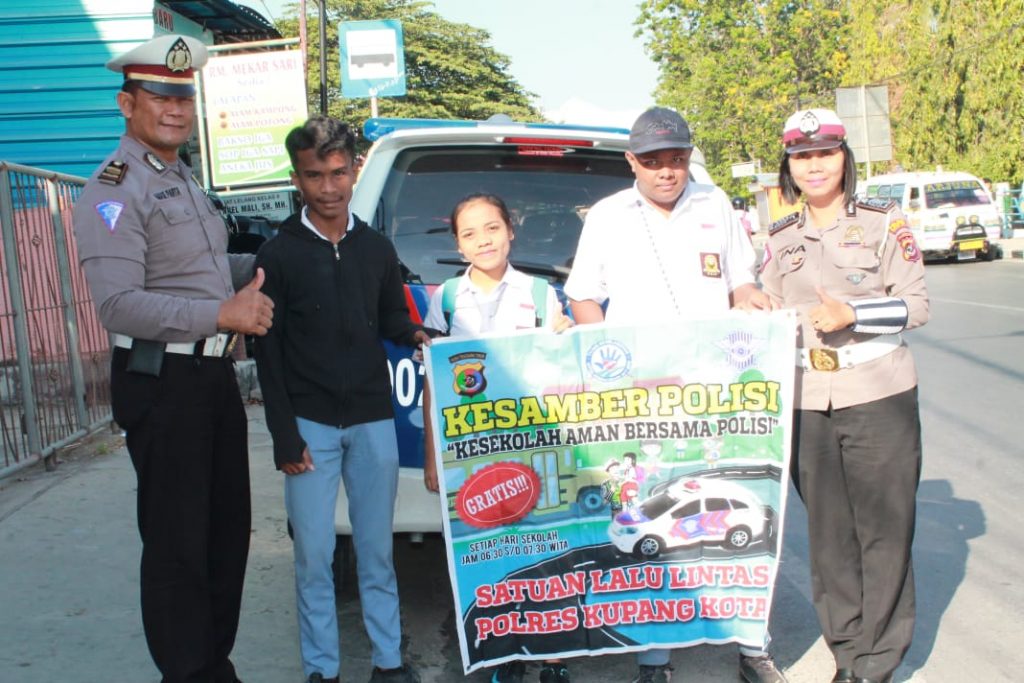 Satlantas Polres Kupang Kota Tingkatkan Pelayanan Melalui Program KESAMBER POLISI