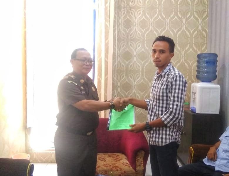 Hipanara Lapor Dugaan Korupsi Proyek SPAM Adonara Tengah ke Kejati NTT Hipanara Lapor Dugaan Korupsi Proyek SPAM Adonara Tengah ke Kejati NTT
