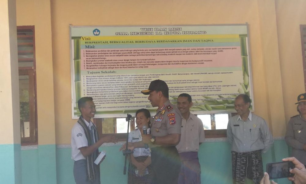 Safari Kamtibmas di SMA Negeri XI Kupang, Wakapolda Imbau Siswa Jauhi Miras