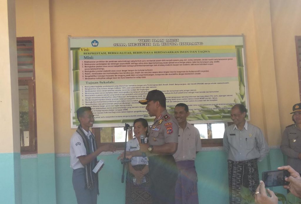 Safari Kamtibmas di SMA Negeri XI Kupang, Wakapolda Imbau Siswa Jauhi Miras