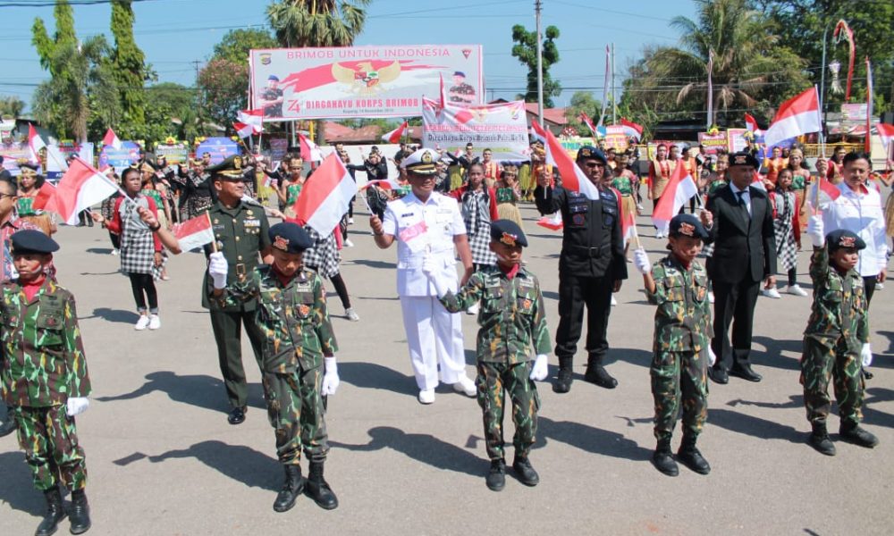 Tarian Kebangsaan Bhineka Tunggal Ika ‘Bikin’ Haru Undangan HUT Brimob di Kupang