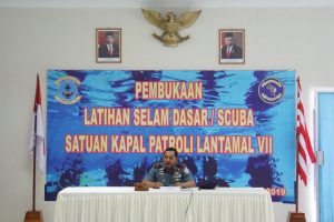 Lantamal VII Kupang Gelar Latihan Selam dan Olah Gerak Perahu Karet Satrol