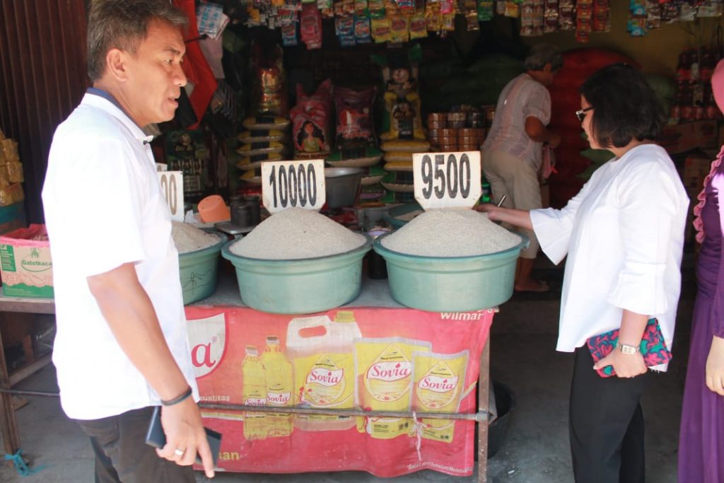 Jelang Natal, Satgas Pangan Polda NTT Sidak di Pasar, Harga Telur Membengkak