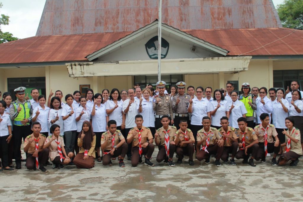 Guru dan Siswa SMAN 5 Kupang Minta Tidak Ditilang Polantas Saat ke Sekolah