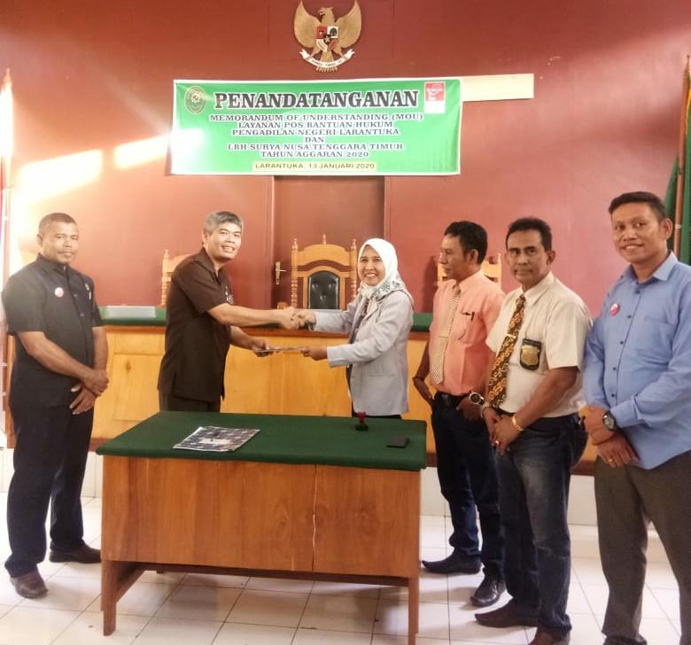Bantu Masyarakat Miskin, PN Larantuka Teken MoU dengan LBH Surya NTT