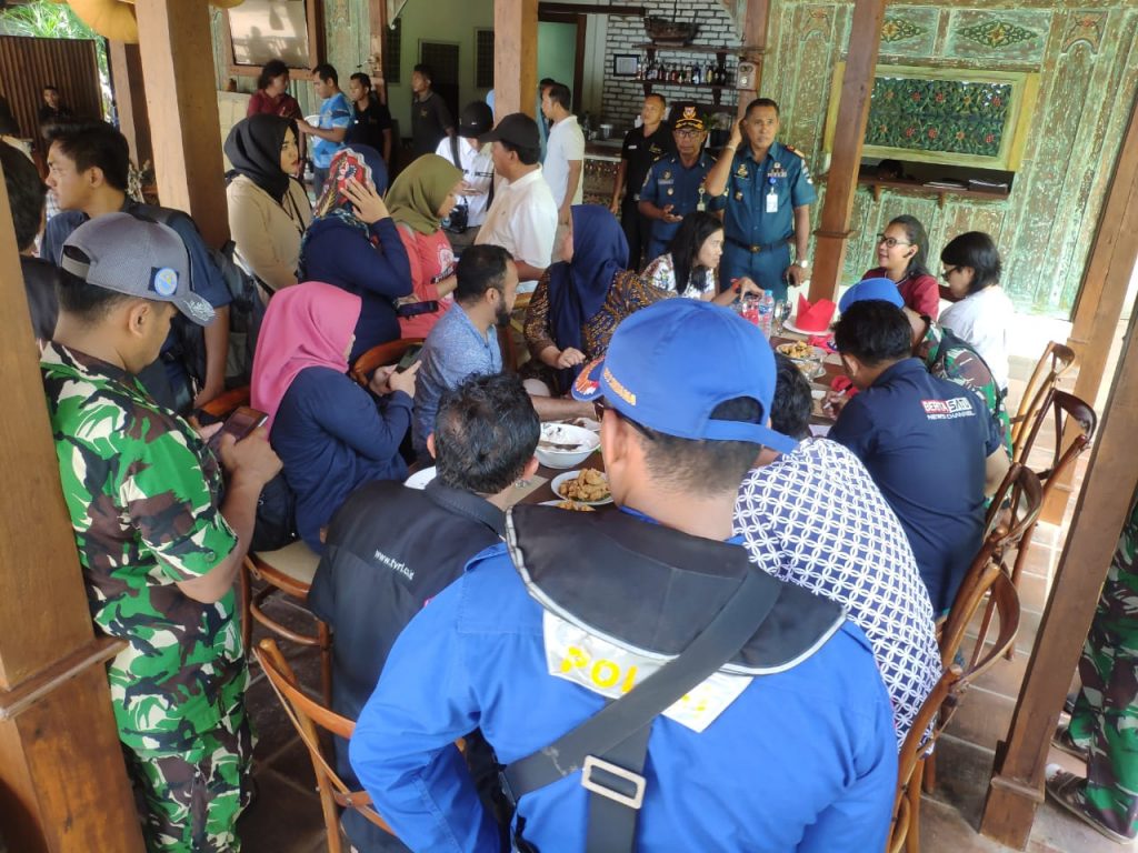 Istana Sebut Keberangkatan Wartawan ke Pulau Bidadari di Luar Agenda Kepresidenan, Kapal Pernah Digunakan Erick Thohir