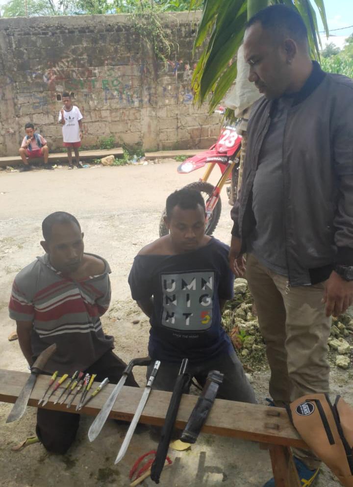 Polisi Bekuk Dua Pelaku Pengancaman Menggunakan Senjata Tajam di Kupang