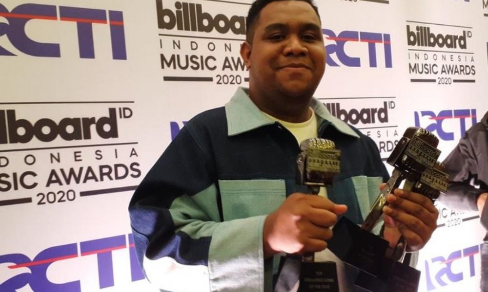 Andmesh Kamaleng Borong 3 Piala di Billboard IMA 2020