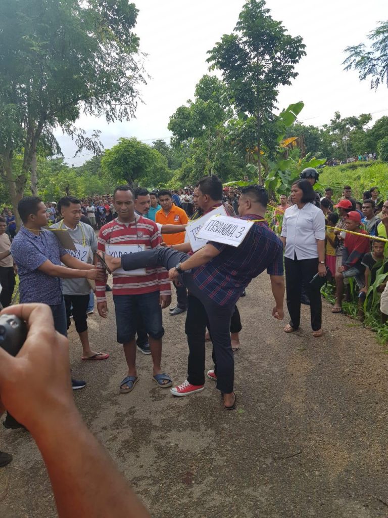 Polda NTT Rekonstruksi Pembunuhan Yornimus Nenabu di Jalur 40