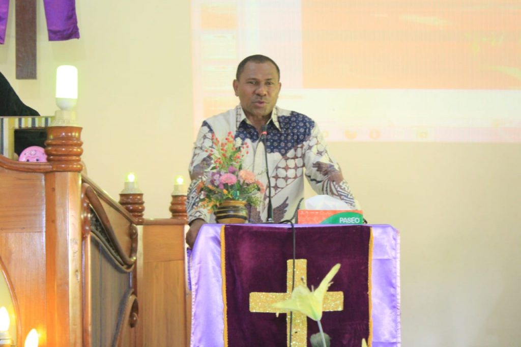 Wakapolda NTT Sampaikan Pesan Kamtibmas di Jemaat Imanuel Batukadera