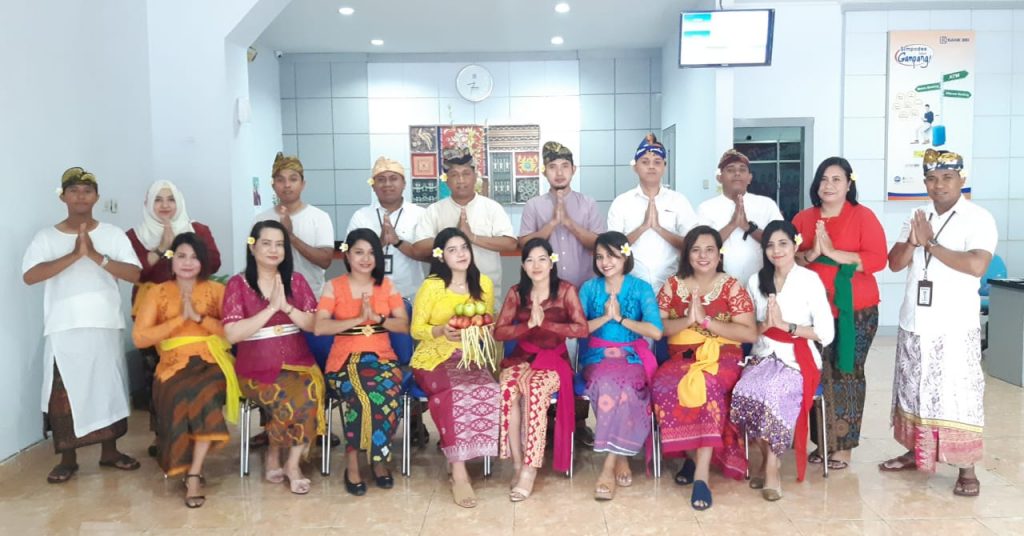 Rayakan Nyepi, BRI Unit Naikoten I Beri Pelayanan Bernuasa Etnik Bali