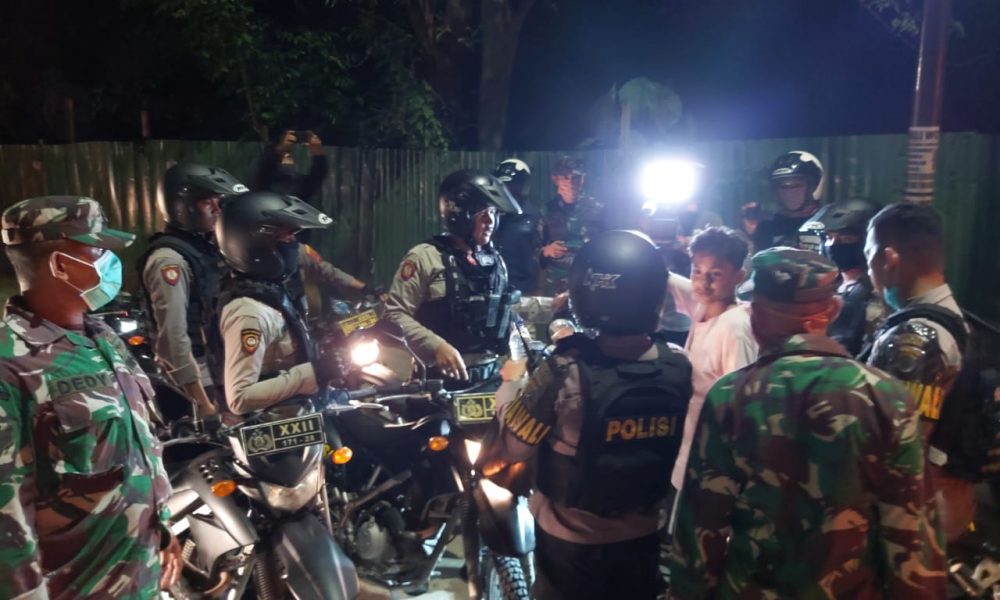 Cegah Covid-19, Kodim Kupang dan Stakeholder Lainnya Laksanakan Patroli Malam