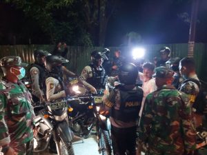 Cegah Covid-19, Kodim Kupang dan Stakeholder Lainnya Laksanakan Patroli Malam
