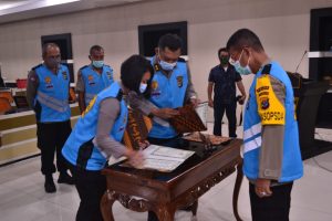 Cegah Covid-19, Polda NTT Gelar Penandatanganan Pakta Integritas Penerimaan Polri Secara Online