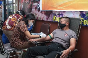 Polda NTT Sumbang 94 Kantong Darah