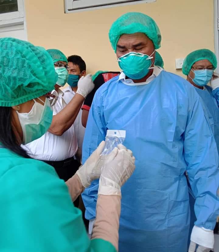 Gubernur NTT Pantau Laboratorium PCR di RSUD Johannes