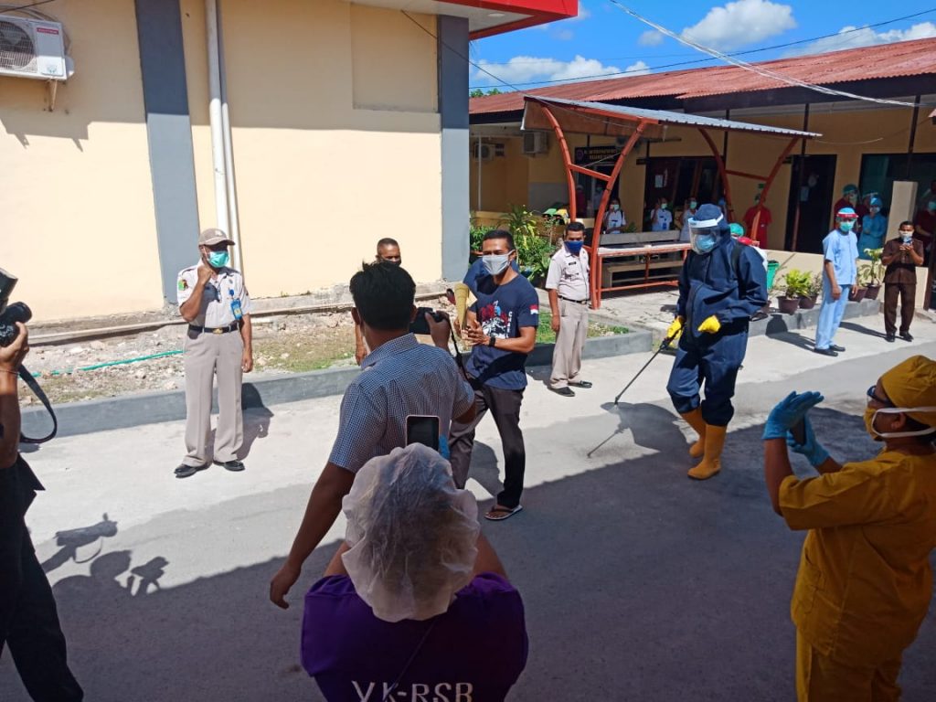 Sembuh, Pasien Covid-19 di Kupang Dipulangkan