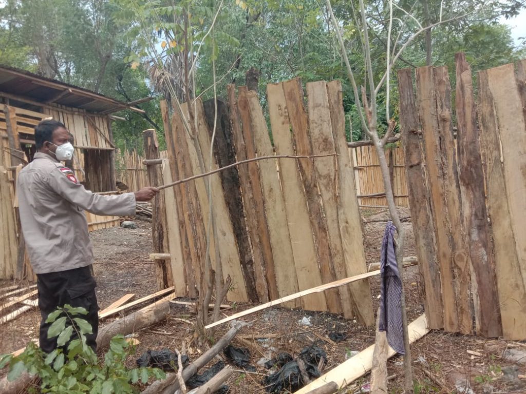 Gegara Kandang Ayam, Oknum Anggota DPRD Kabupaten Kupang Dipolisikan