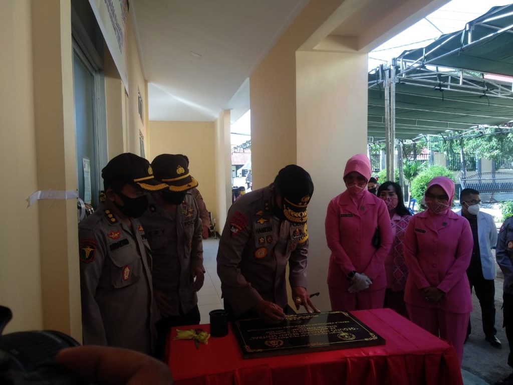 Kapolda NTT Resmikan Gedung Instalasi Bedah RSB Kupang