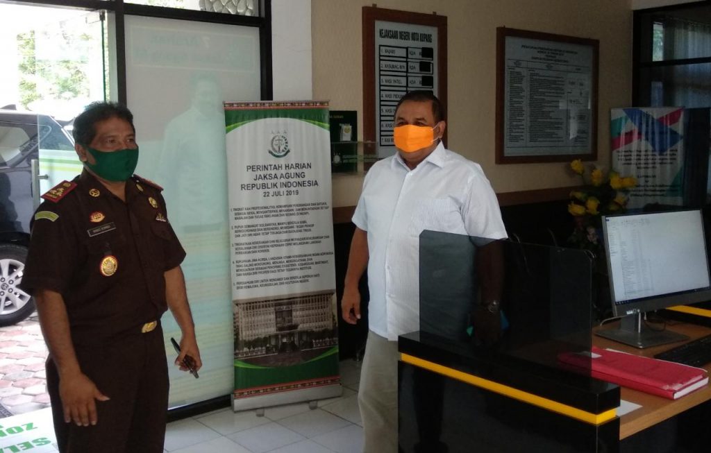 Kejari Kota Kupang Beri Pelayanan Secara Online