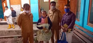 Suami diPHK, IRT di Kupang Nekat Bawa Bayi Keliling Kota untuk Gadaikan Ijazah