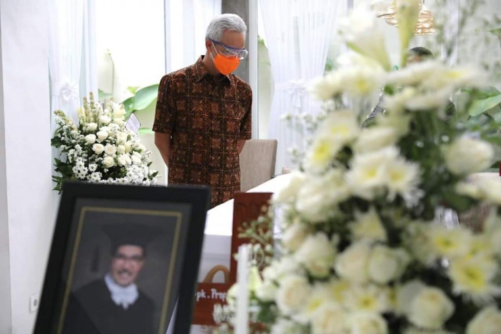 Sosok Cornelis Lay di Mata Ganjar; Beliau Sahabat Sekaligus Guru Politik Saya
