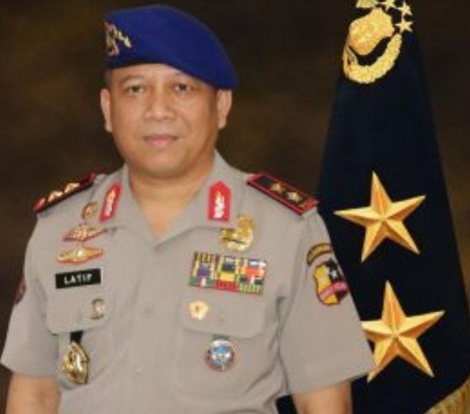 Irjen Lotharia Latif jadi Kapolda NTT