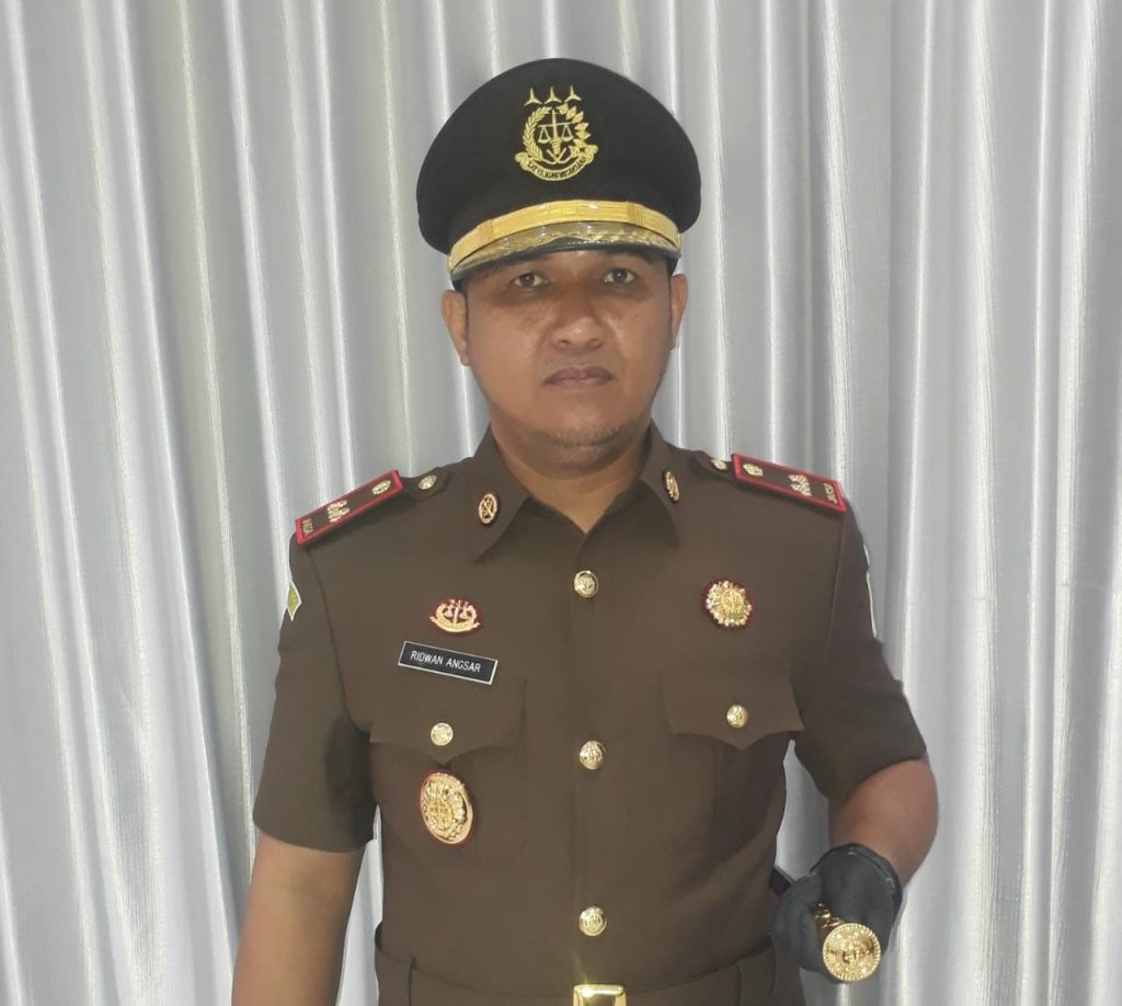 Ridwan Angsar Resmi Jabat Kajari Lembata