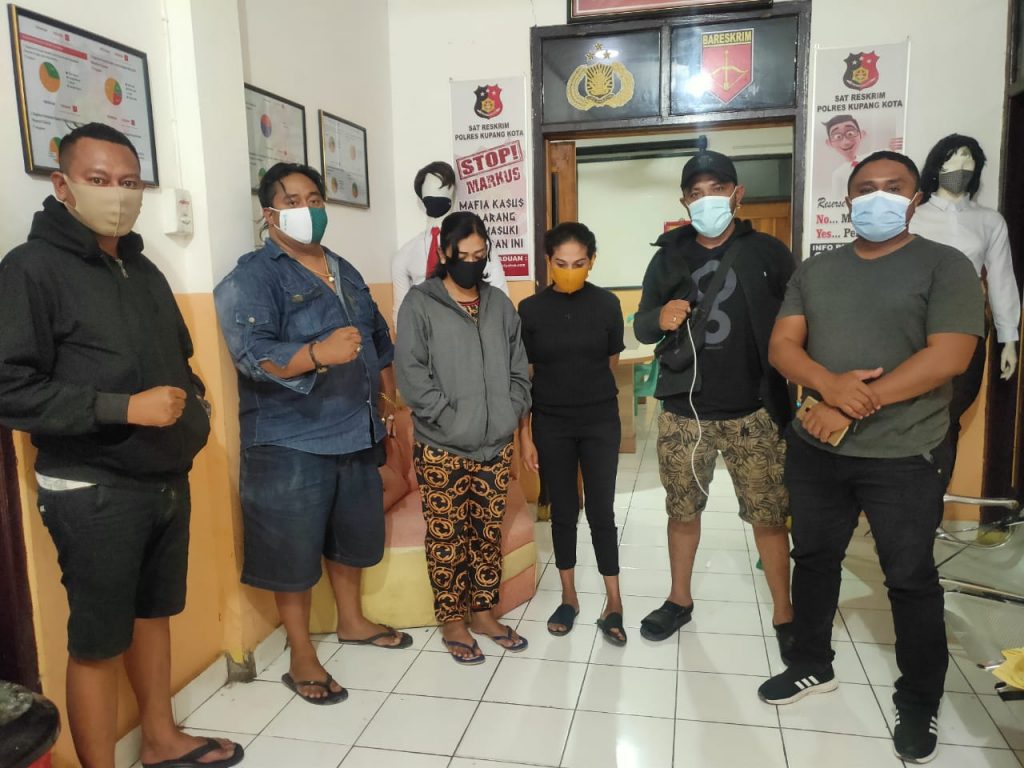 Polisi Tangkap Tiga Perempuan Pencuri Pakaian di IAN Butik Kupang, Ada Istri Kades
