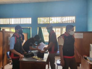 Geledah Kantor Dinas Perikanan, Kejari Lembata Sita Sejumlah Dokumen