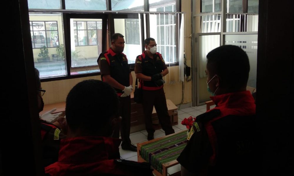 Tim Penyidik Kejati NTT Geledah Kantor BPN Provinsi NTT