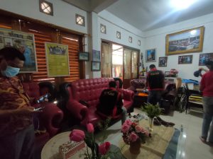 Sidik Kasus Tanah Pemda, Penyidik Kejati NTT Geledah Rumah Adam Djudje di Labuan Bajo