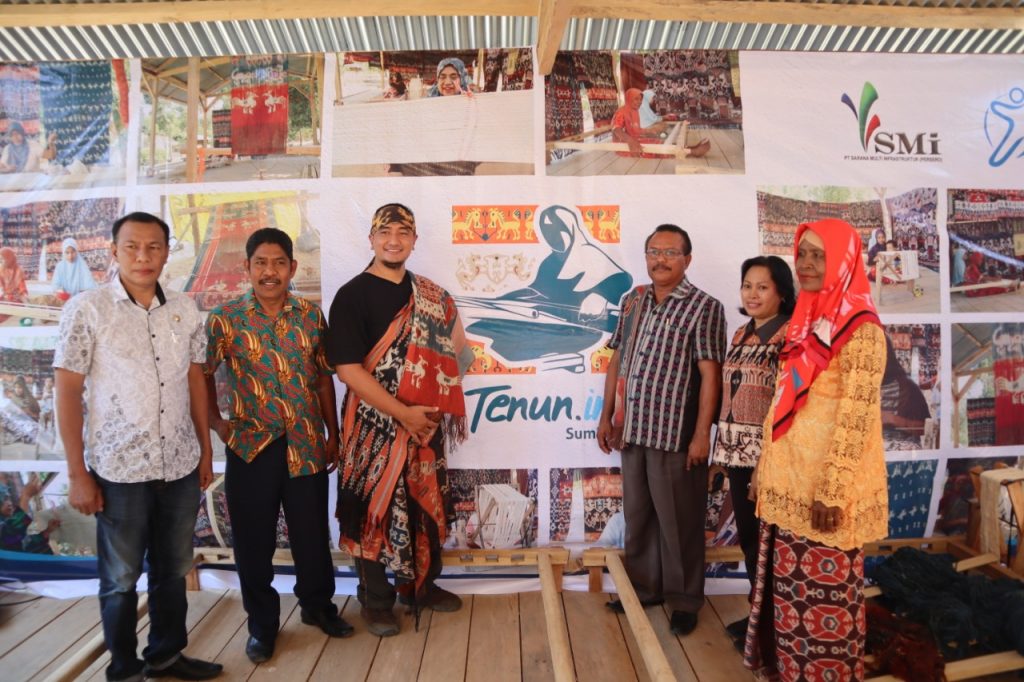 Insan Bumi Mandiri dan PT SMI Launching Program Pemberdayaan Tenun di Sumba