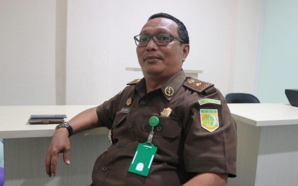 Besok, Penyidik Kejati NTT Periksa Gories Mere dan Karni Elyas