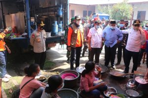 Kepala BNPB RI Pantau Langsung Kondisi Korban Erupsi Ile Lewotolok