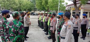 TNI-Polri Amankan Perkampungan Warga Terdampak Erupsi Ile Lewotolok