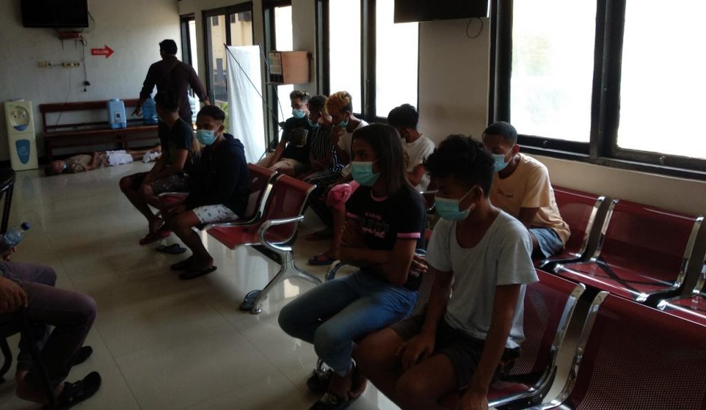 Tim Polresta Kupang Amankan 12 Remaja di Kamar Hotel