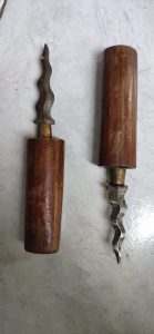 Pesta Miras, Tikam Teman Sendiri hingga Tewas, Kabur dengan Motor lalu Terjatuh, Ditangkap Polisi